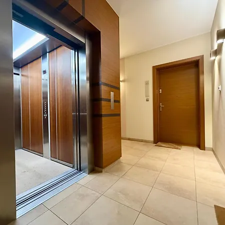 Mieszkanie Focha - Acco Rent Апартаменты Гданьск